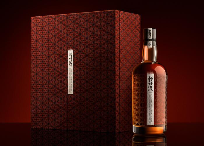 一款值得學(xué)習(xí)酒包裝設(shè)計(jì)日本產(chǎn)品英國(guó)contagious設(shè)